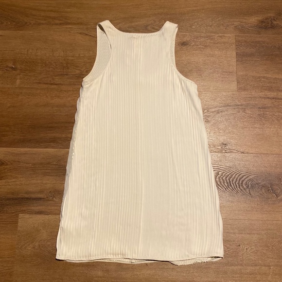 Alice + Olivia Pleated Sequin Sheath Dress Beige Cream Size M 4-6 - Picture 13 of 15